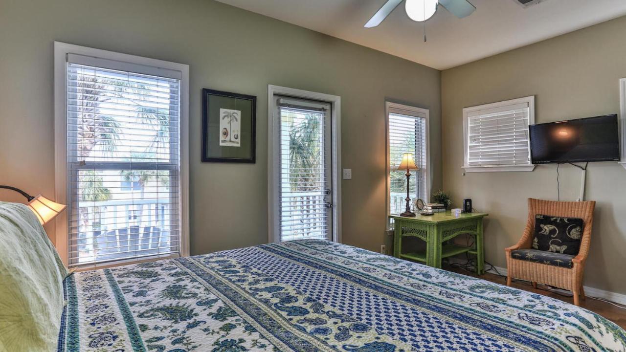 Biglows Bungalow - About A Quarter Mile To Private Neighborhood Beach Access, Pet Friendly, Community Pool Destin Exteriér fotografie